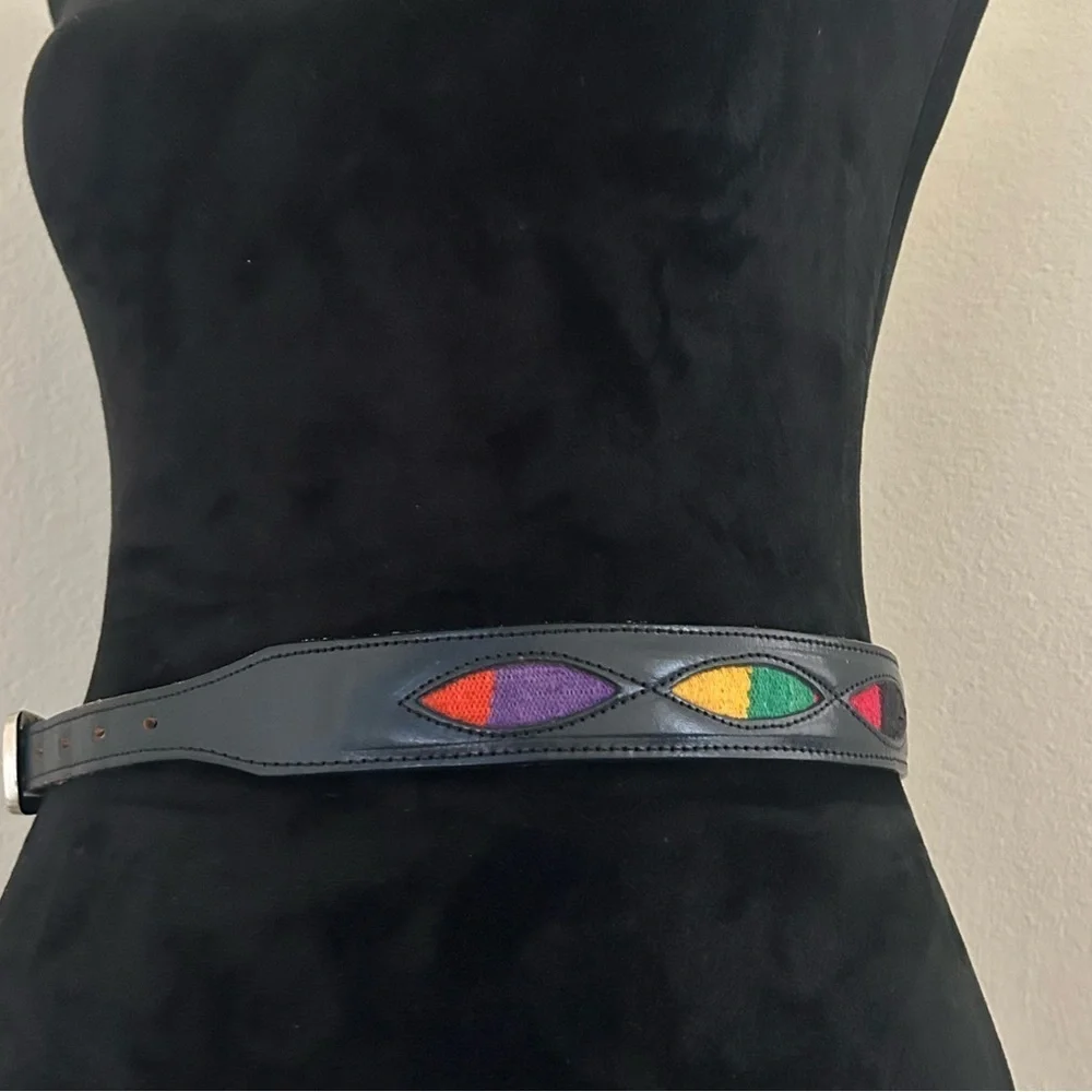Women's Leather Multicolored Fabric Belt Size Small Silver Buckle Western Circle